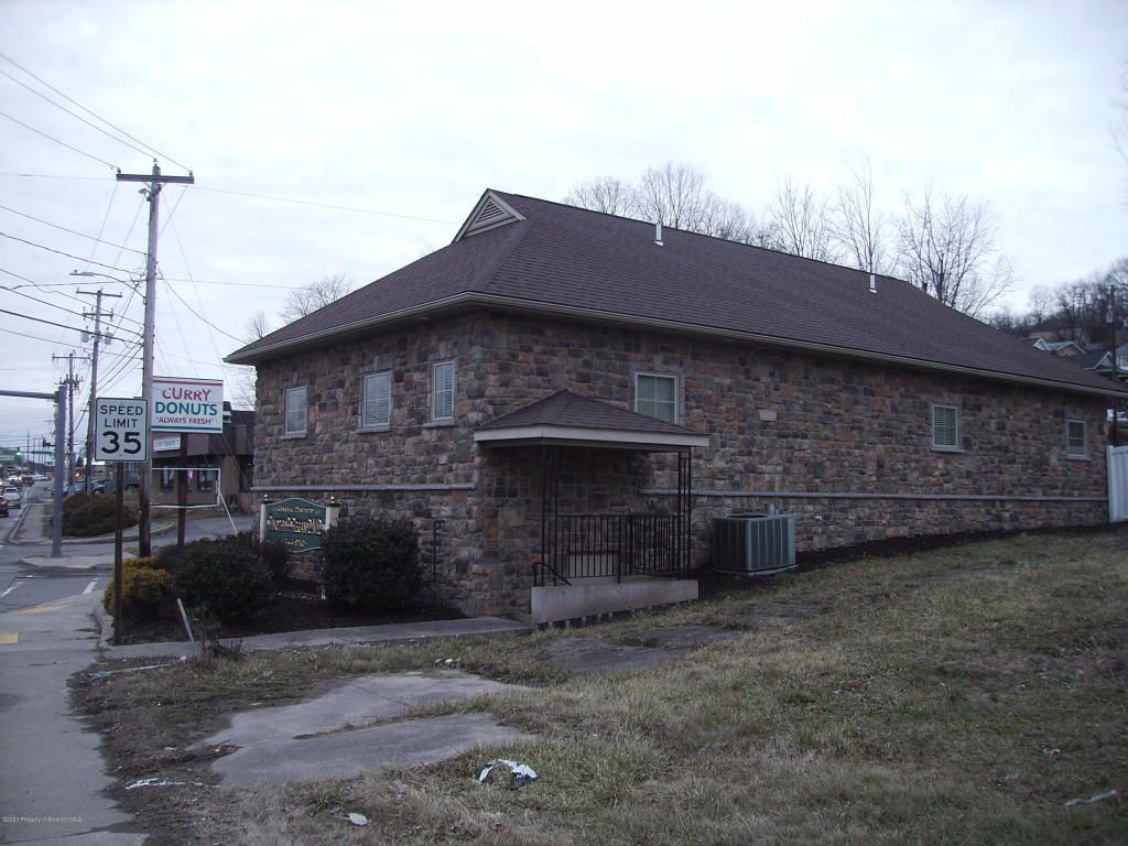 1661 N Keyser Ave, Scranton, PA 18508